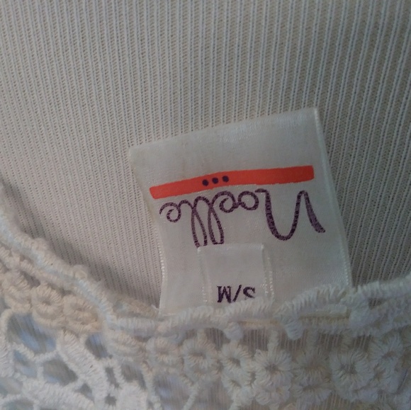 Noelle Crochet Cover Up Tank Top Size S/M - Picture 7 of 7